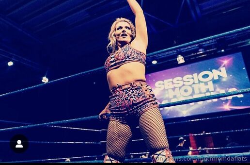 Session Moth Martina