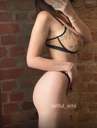 sinful_emi Nackt Leaks OnlyFans Foto 73
