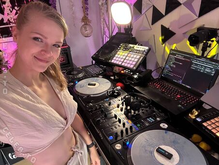 Sintica Nackt Leaks OnlyFans Foto 67