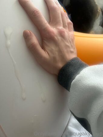 squeaky_pup Nackt Leaks OnlyFans Foto 4