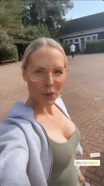 stephanie-waring