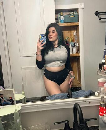 Stormieg98 Nackt Leaks OnlyFans Foto 2