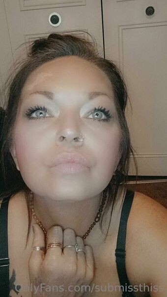 submissthiss Nackt Leaks OnlyFans Foto 9