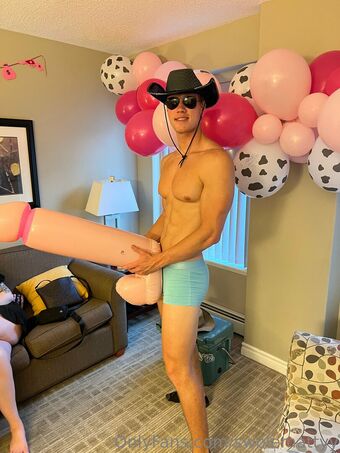 swolemattyy Nackt Leaks OnlyFans Foto 30