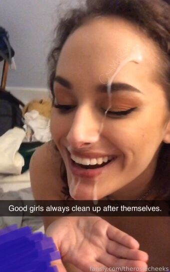 therosiecheeks Nackt Leaks OnlyFans Foto 4