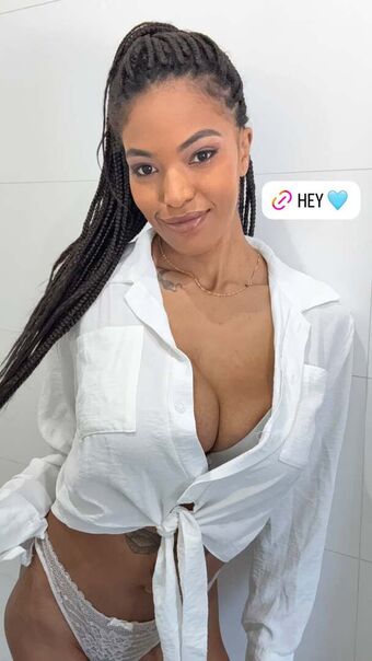 TinaFire Nackt Leaks OnlyFans Foto 22