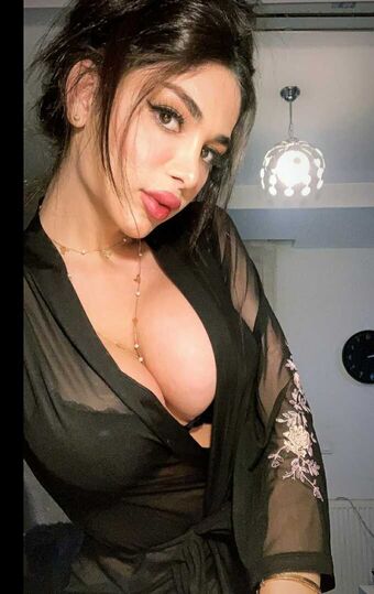 TS Nour Nackt Leaks OnlyFans Foto 9
