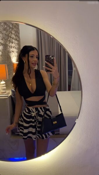 Vanessa Brahimi Nackt Leaks OnlyFans Foto 21