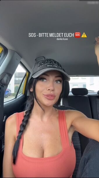 Vanessa Brahimi Nackt Leaks OnlyFans Foto 26