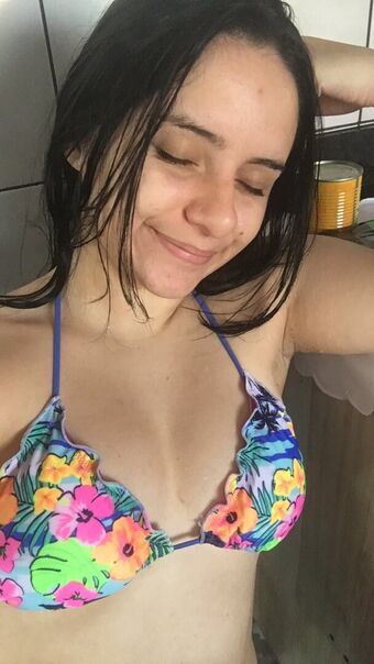 Vitoria Lopes