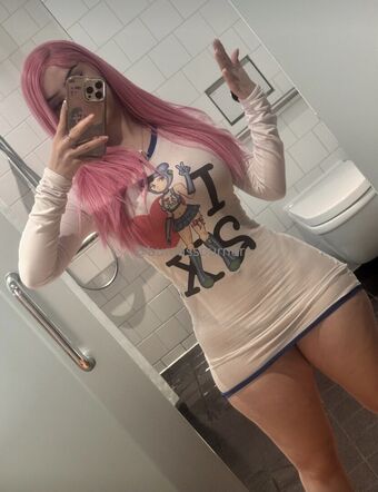 Waifuafterhours Nackt Leaks OnlyFans Foto 35