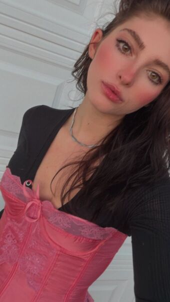 Willow Shields Nackt Leaks OnlyFans Foto 219