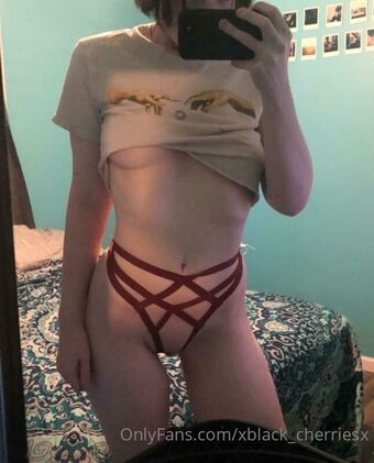 xblack_cherriesx