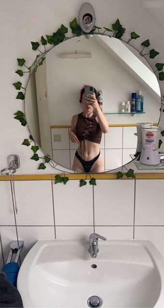 Zarahchan Nackt Leaks OnlyFans Foto 37