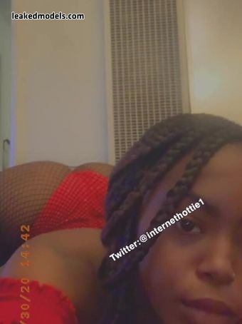 Arch Queen